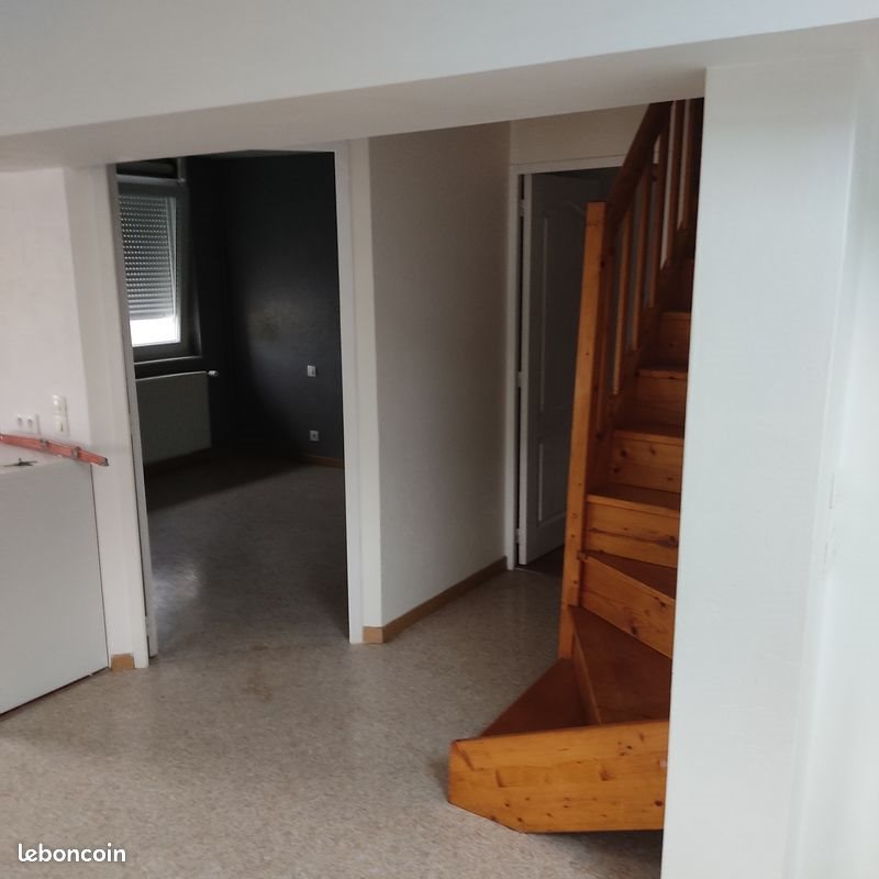 Appartement à louer, 71m², Pontpierre