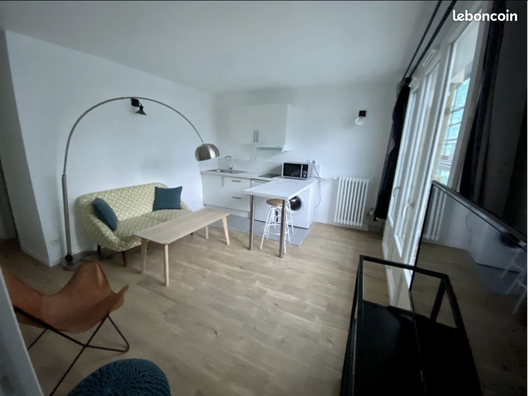 Appartement à louer, 28m², Paris 18ème
