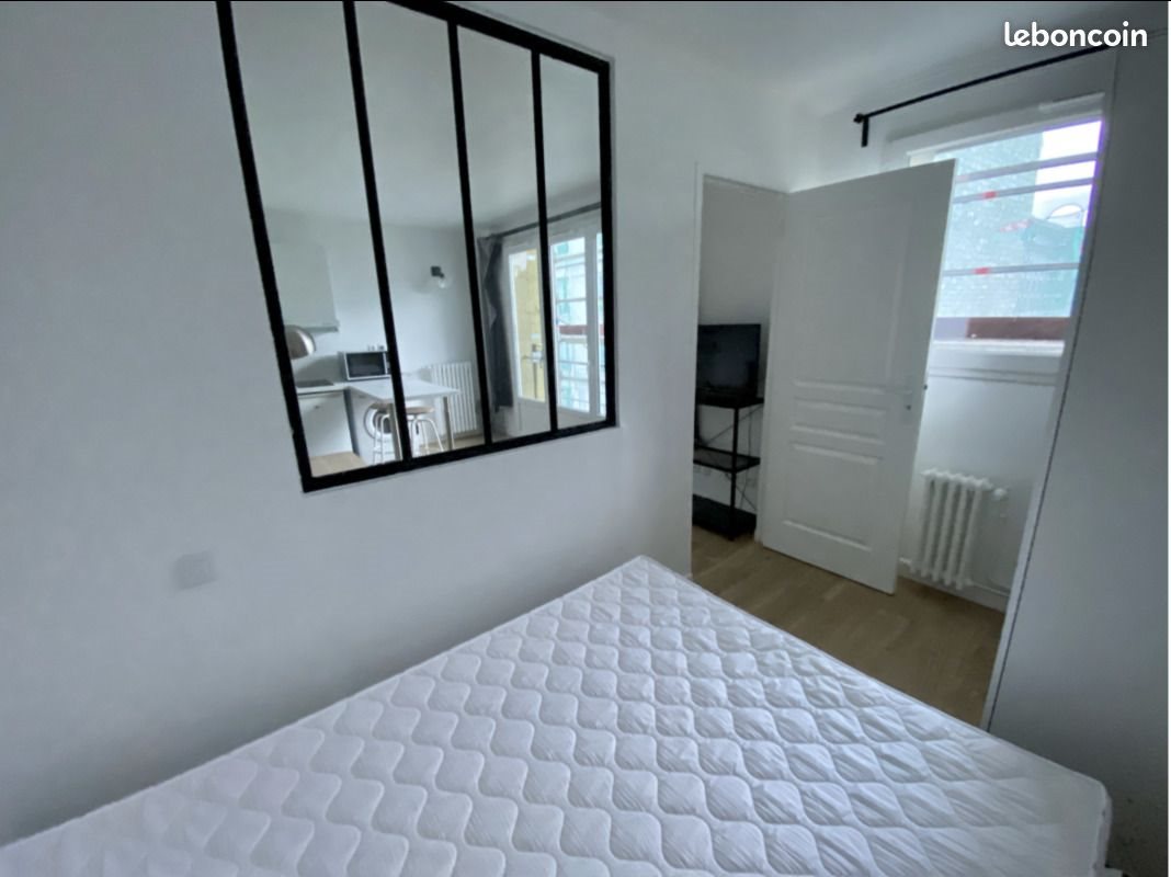Appartement à louer, 28m², Paris 18ème