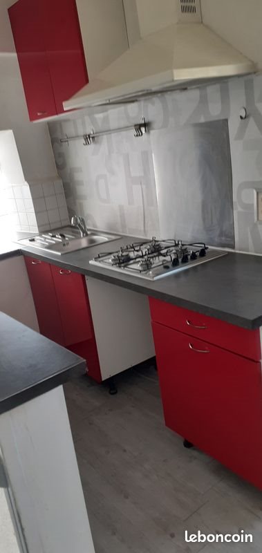 Maison à louer, 80m², Entrechaux