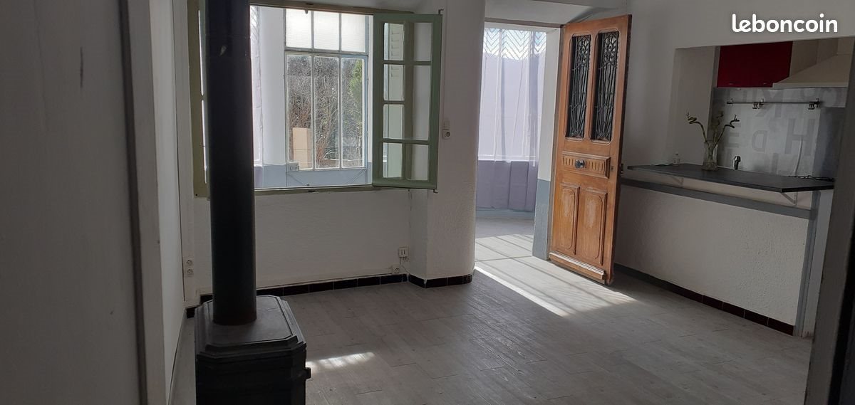 Maison à louer, 80m², Entrechaux