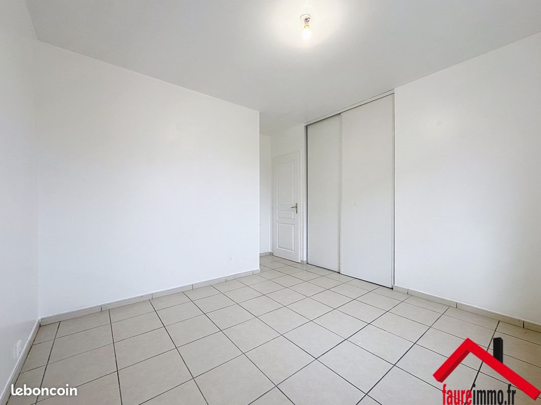 Appartement à louer, 55m², Cosnac