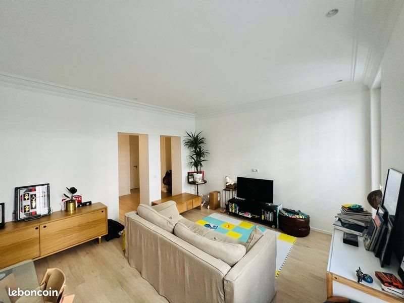 Appartement à louer, 54m², Paris 18ème