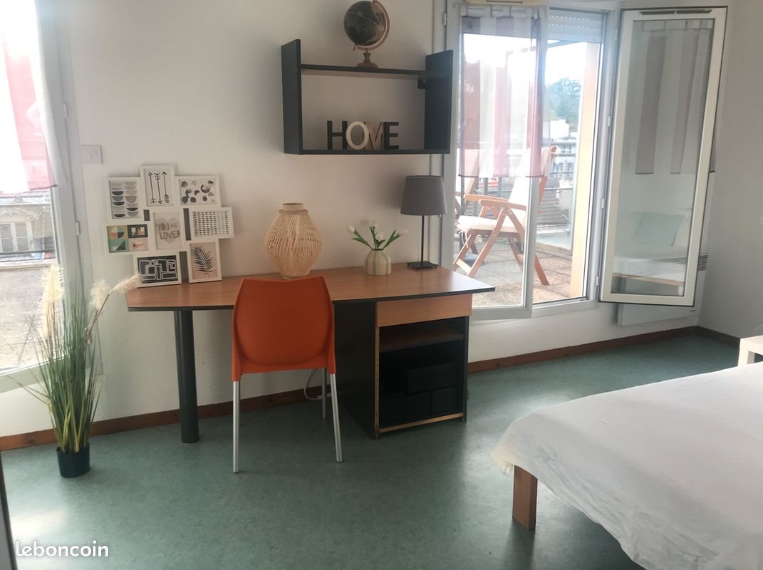 Appartement à louer, 22m², Saint-Etienne