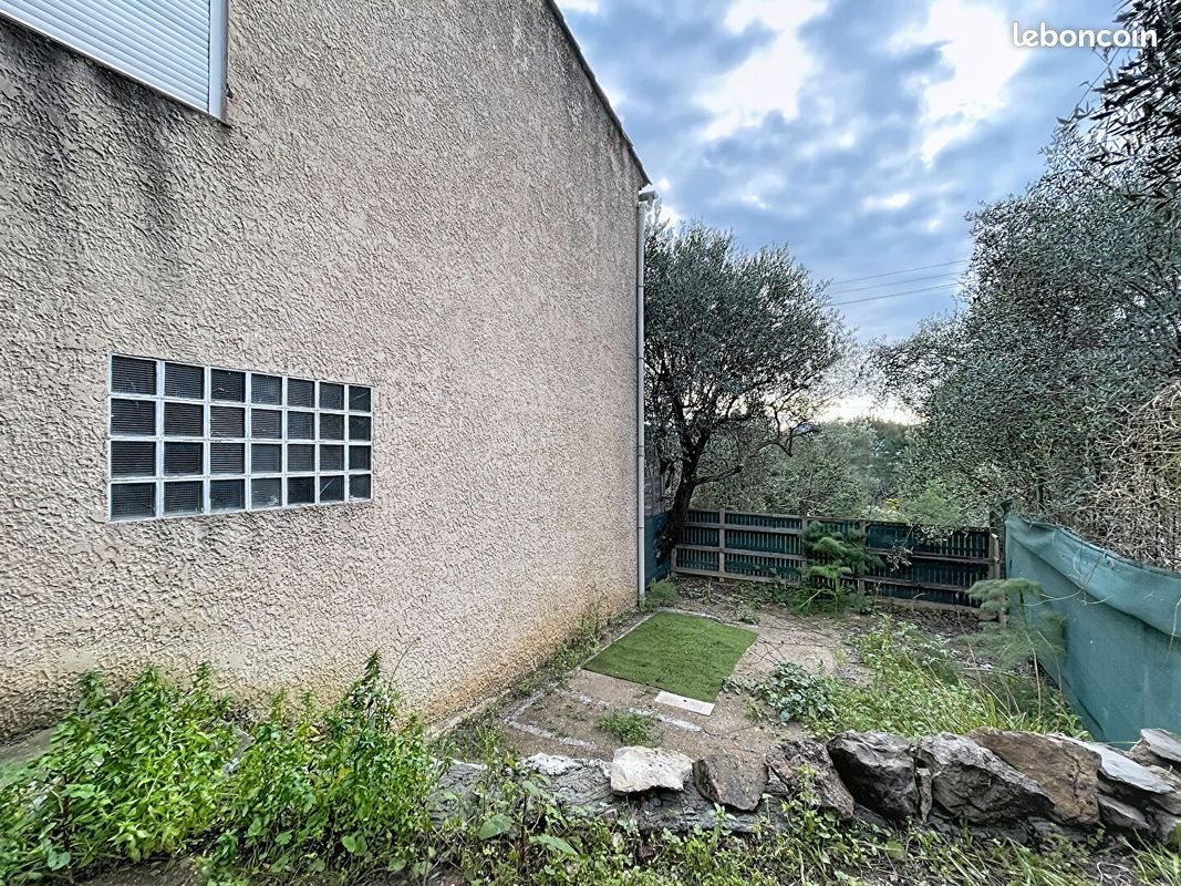 Appartement à louer, 70m², La Cadière-d'Azur