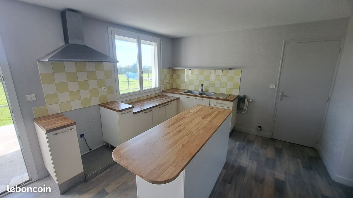 Appartement à louer, 80m², Trégueux