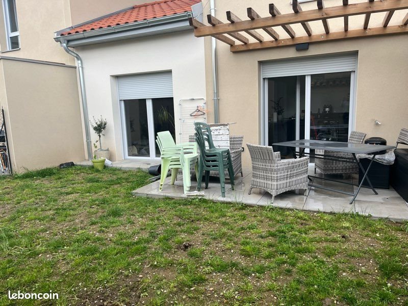 Maison à louer, 90m², Saint-Bonnet-de-Mure