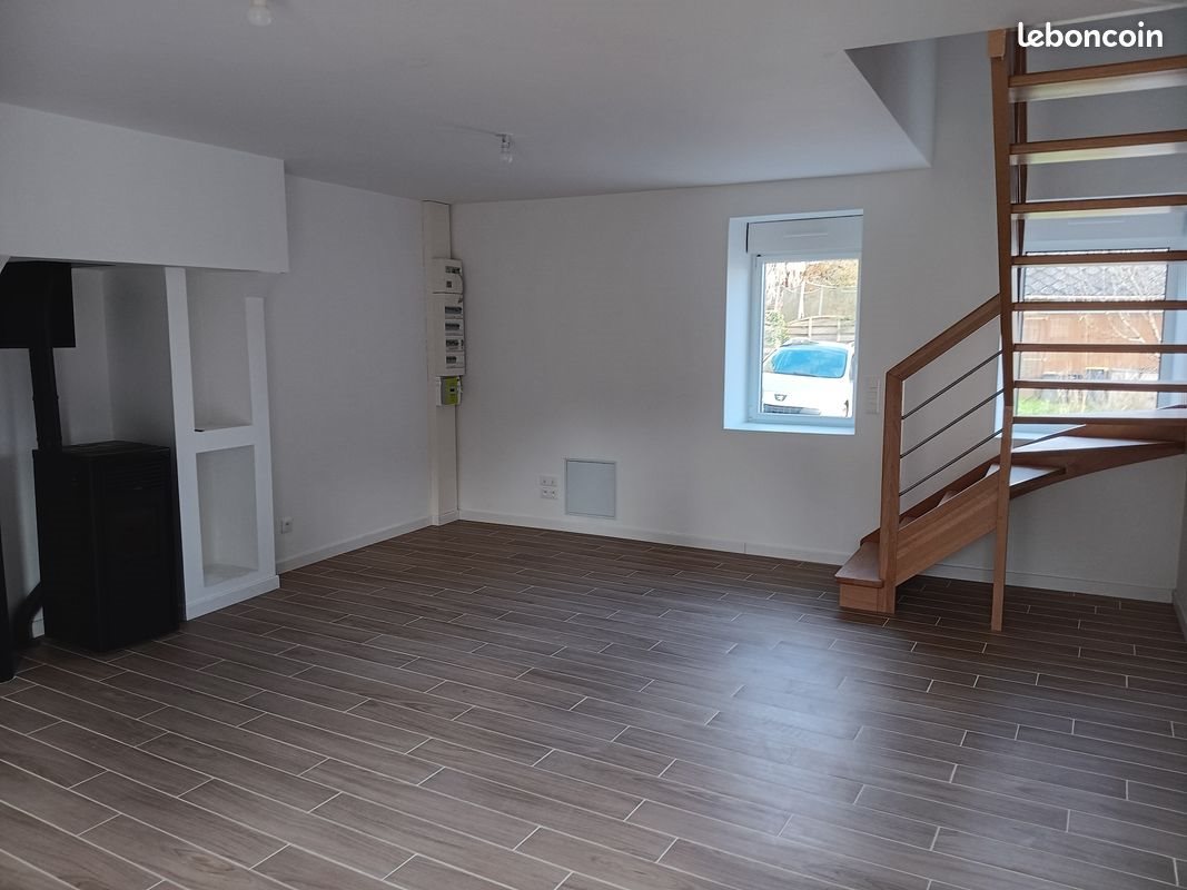 Maison à louer, 85m², Saint-Senoux