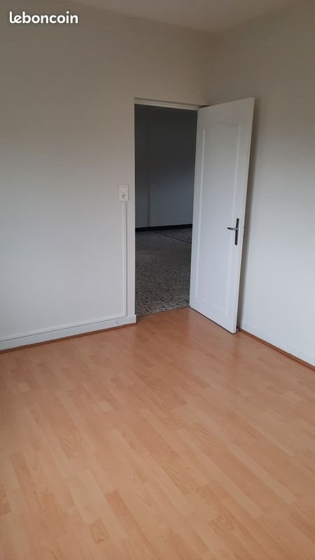 Maison à louer, 80m², Baugy