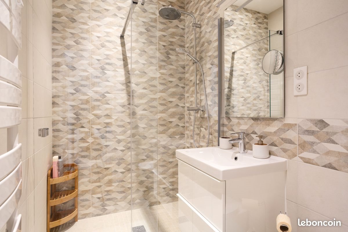 Appartement à louer, 40m², Paris 18ème