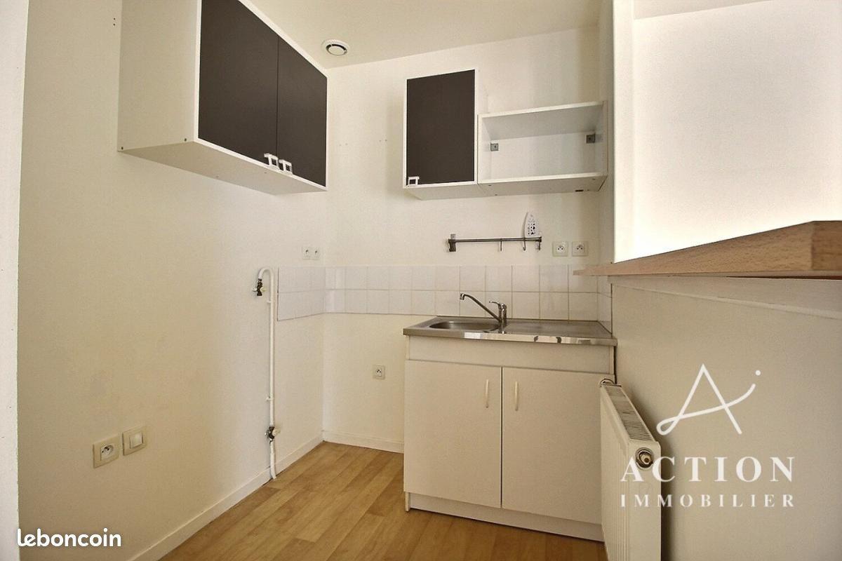 Appartement à louer, 45m², Lille