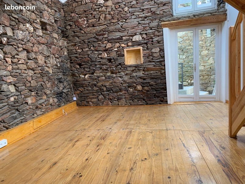 Maison à louer, 75m², Combes