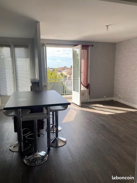 Appartement à louer, 55m², Yzeure