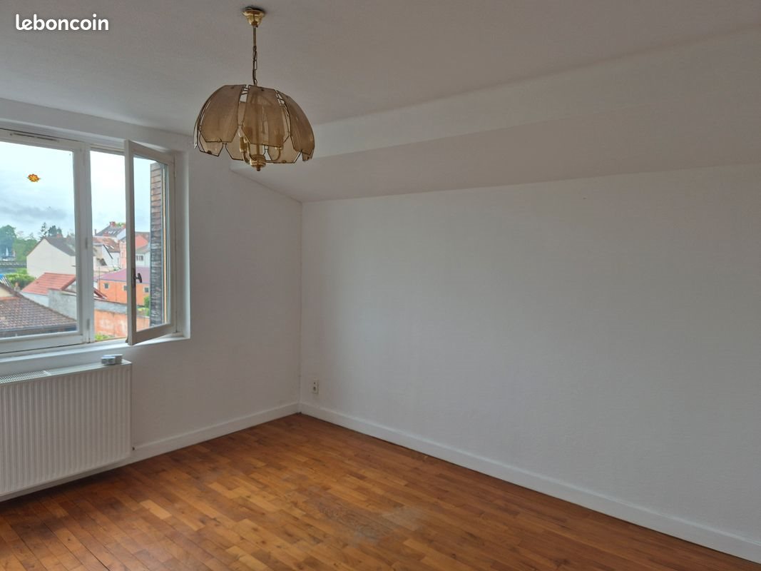 Appartement à louer, 60m², Digoin