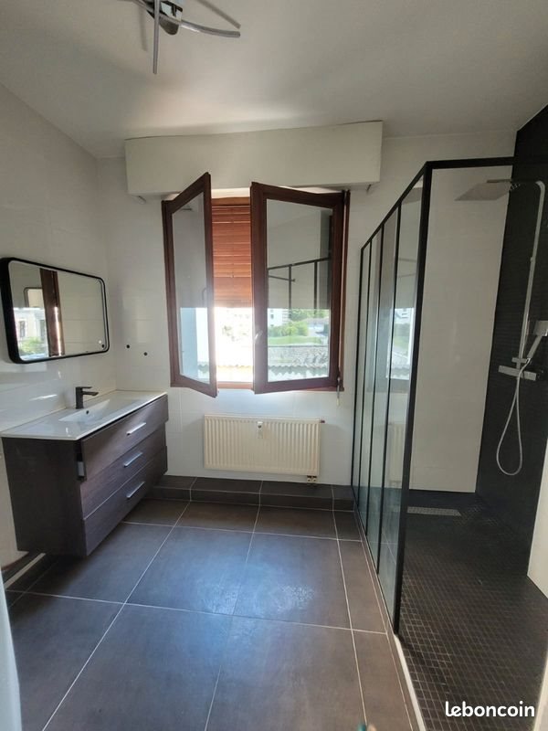 Appartement à louer, 61m², Allevard