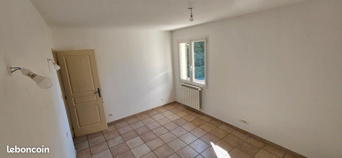 Maison à louer, 120m², Sarrians