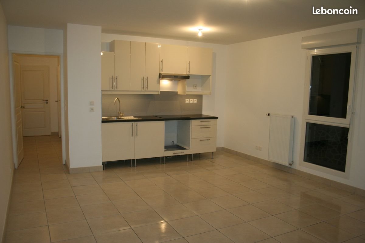 Appartement à louer, 50m², Décines-Charpieu