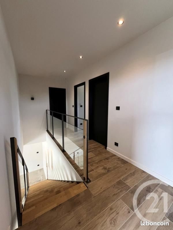 Maison à louer, 144m², Charly-Oradour