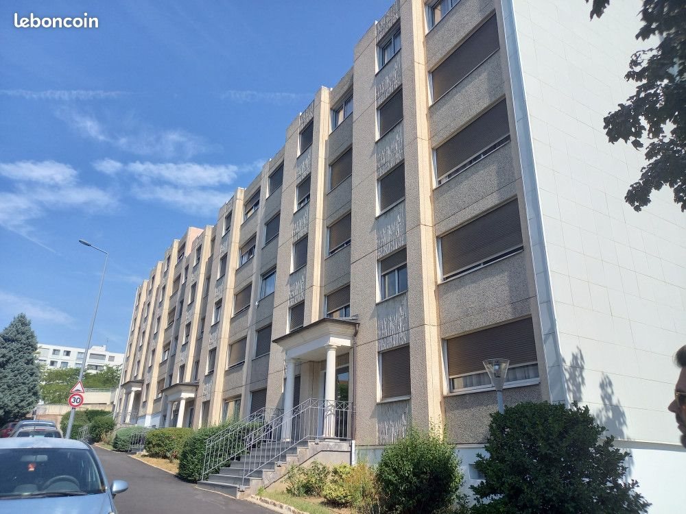 Appartement à louer, 79m², Saint-Etienne