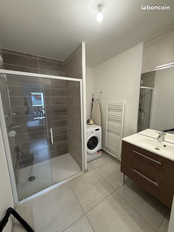 Appartement à louer, 45m², Saint-Laurent-de-Mure