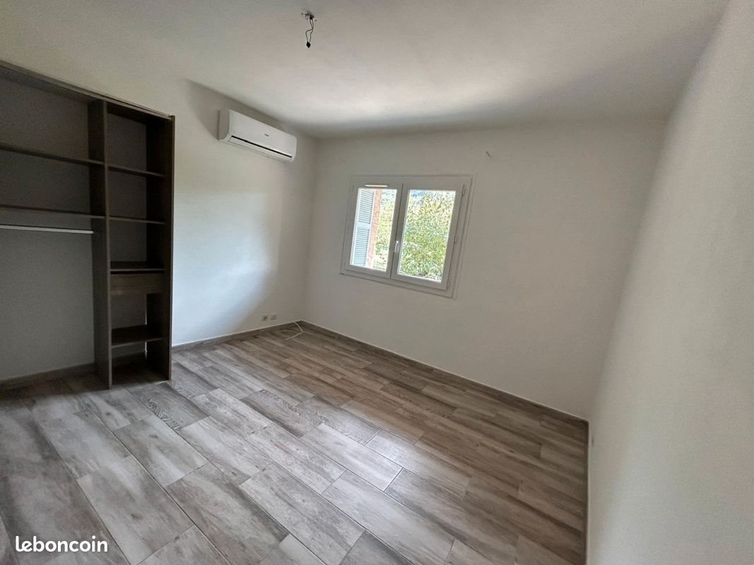 Appartement à louer, 40m², Corte