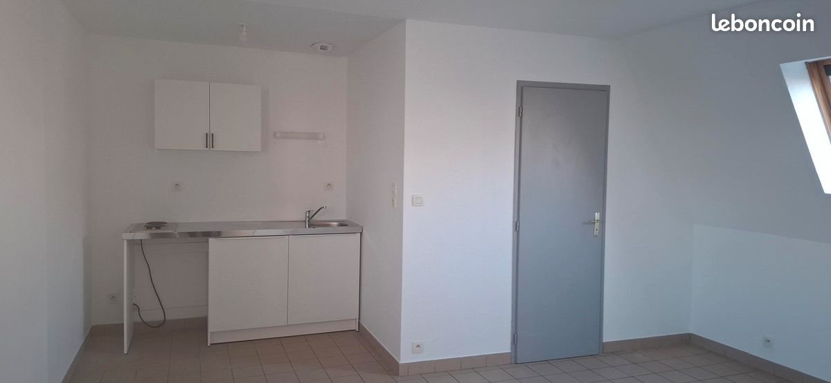 Appartement à louer, 23m², Langueux