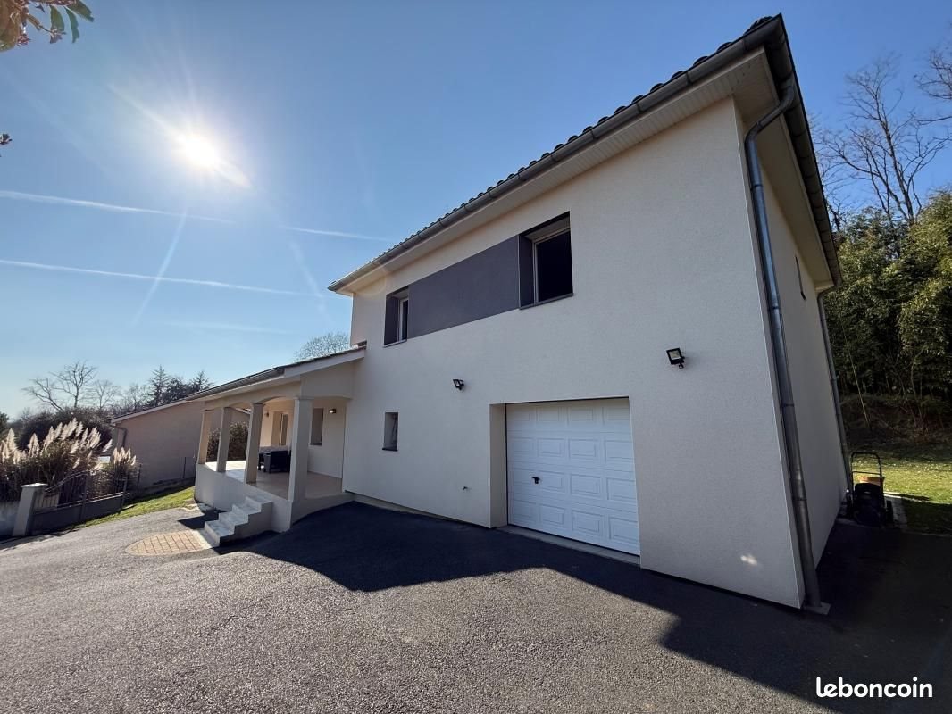 Maison à vendre, 159m², Saint-Prim