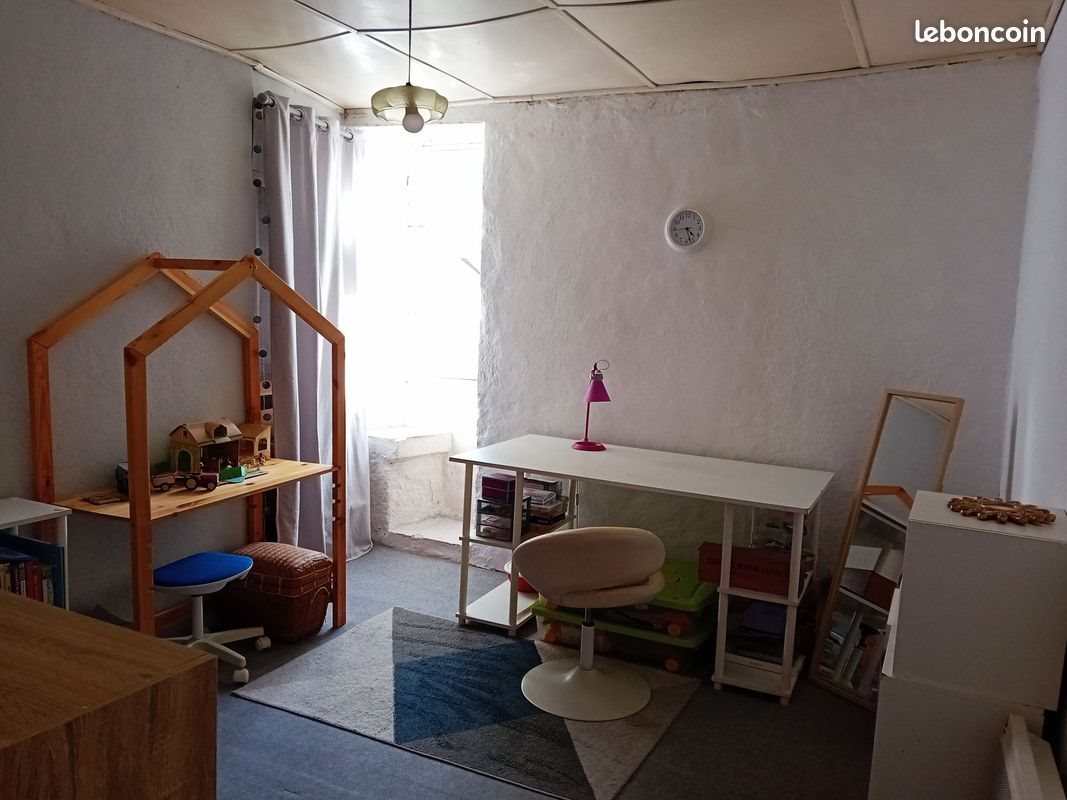 Maison à vendre, 90m², Vailhourles