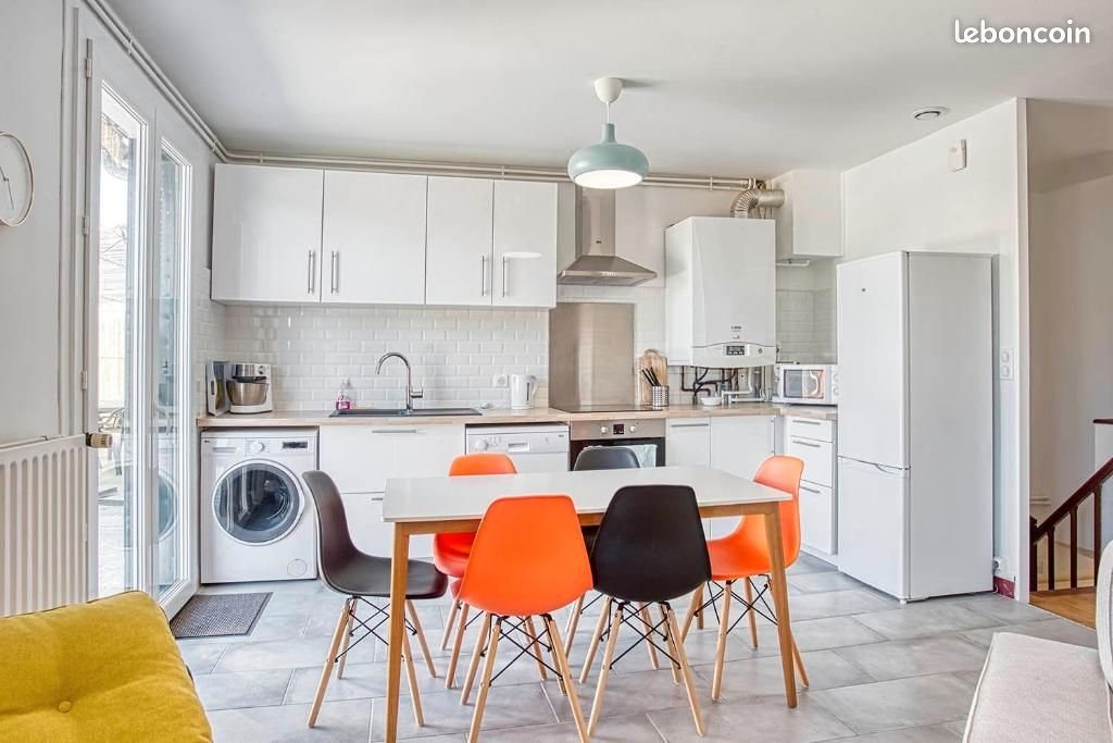 Maison à louer, 70m², Epône