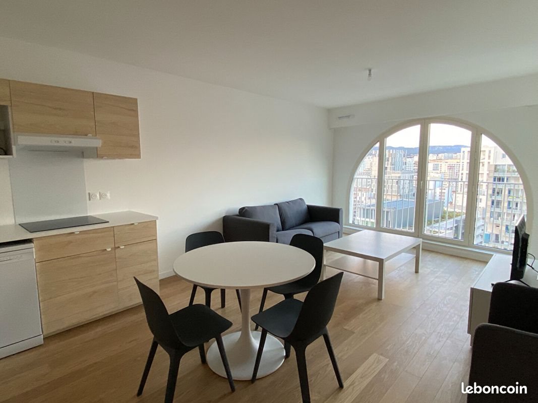 Appartement à louer, 47m², Marseille 2ème