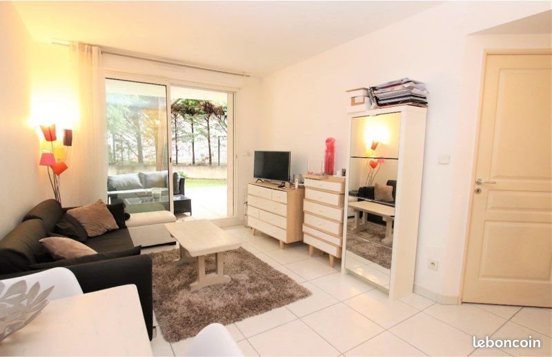 Appartement à louer, 36m², Marseille 8ème