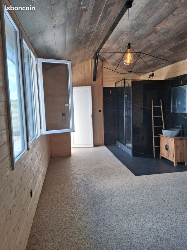 Maison à louer, 119m², Communay