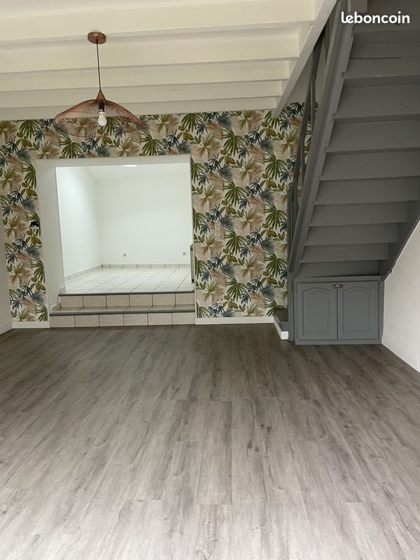 Maison à louer, 102m², Lessac