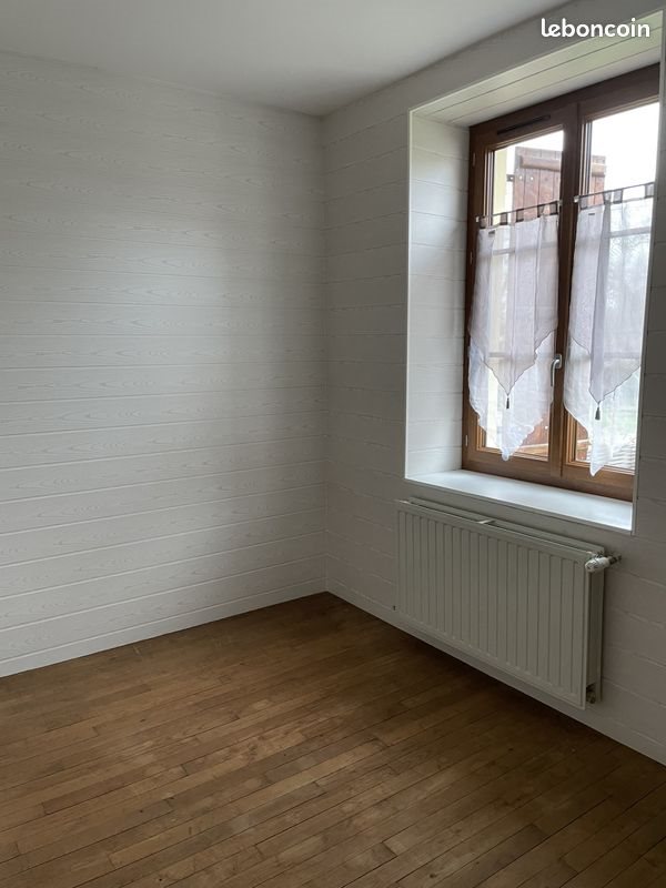 Maison à louer, 102m², Lessac