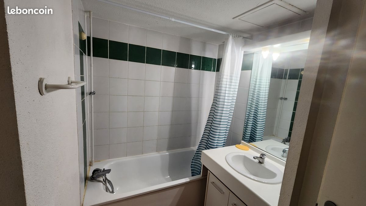 Appartement à louer, 24m², Nîmes