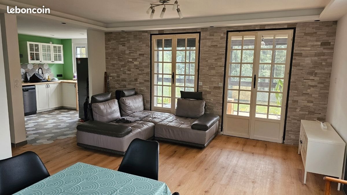 Maison à louer, 111m², Aviron