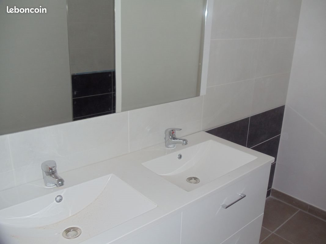 Appartement à louer, 80m², Valros