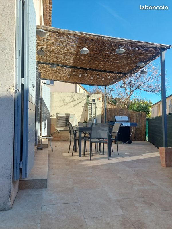 Maison à vendre, 101m², Mallemort