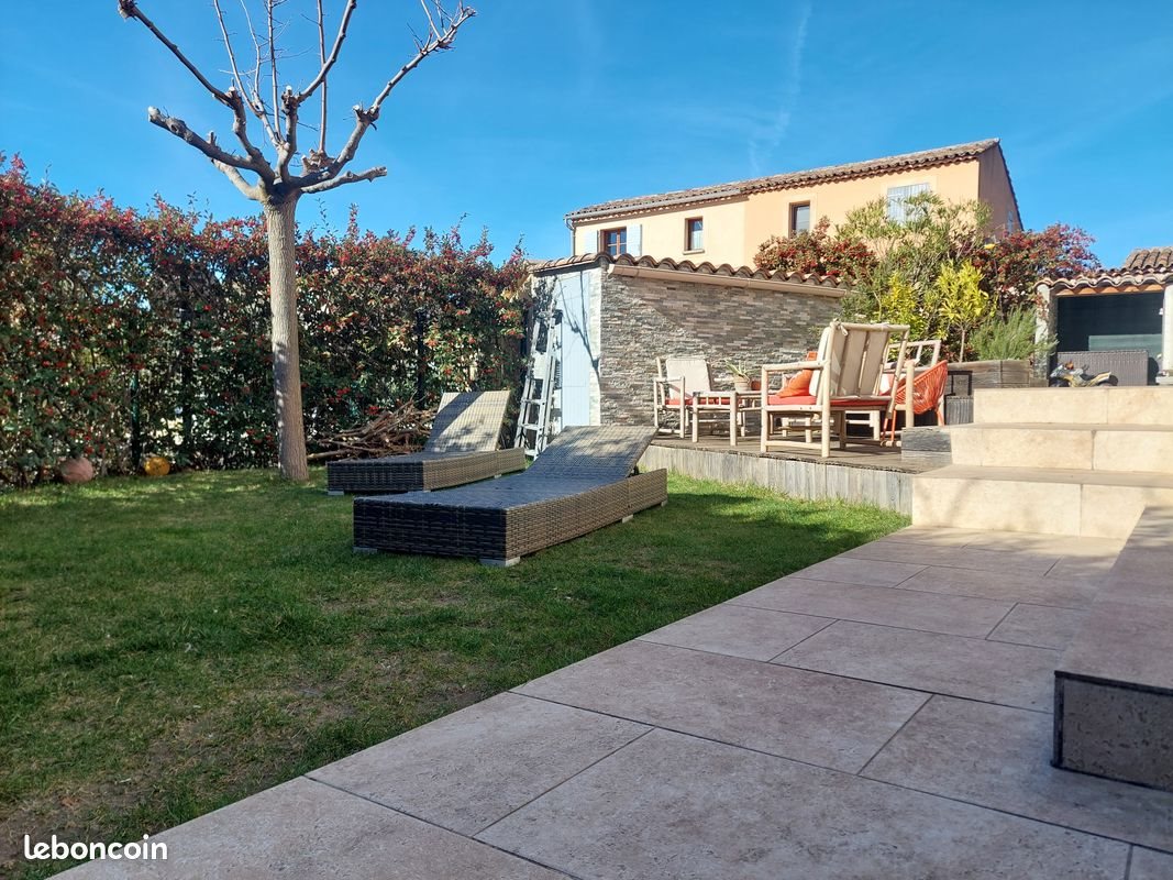 Maison à vendre, 101m², Mallemort