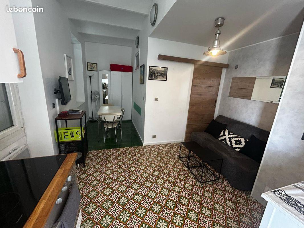 Appartement à louer, 27m², Marseille 7ème