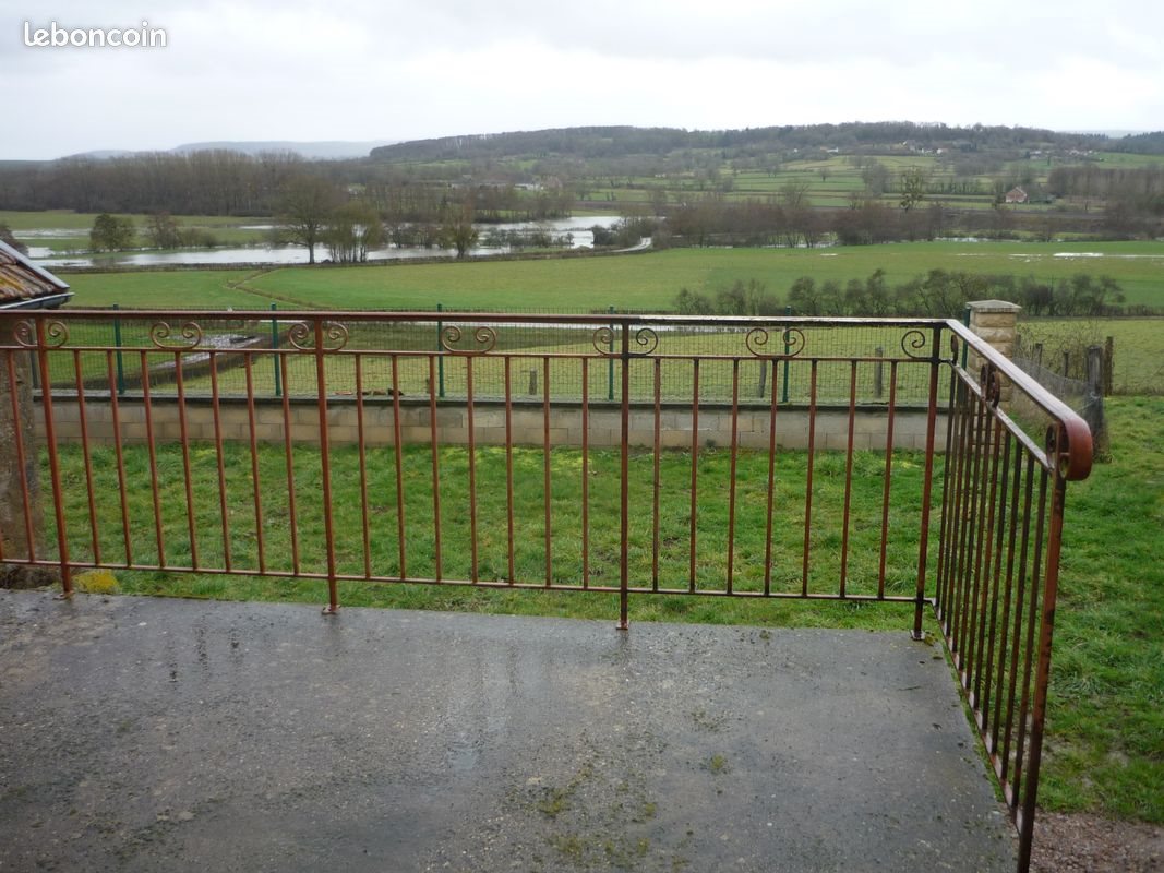 Maison à louer, 110m², Dracy-Saint-Loup