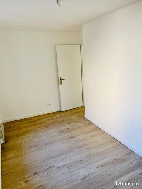 Maison à louer, 53m², Sourcieux-les-Mines