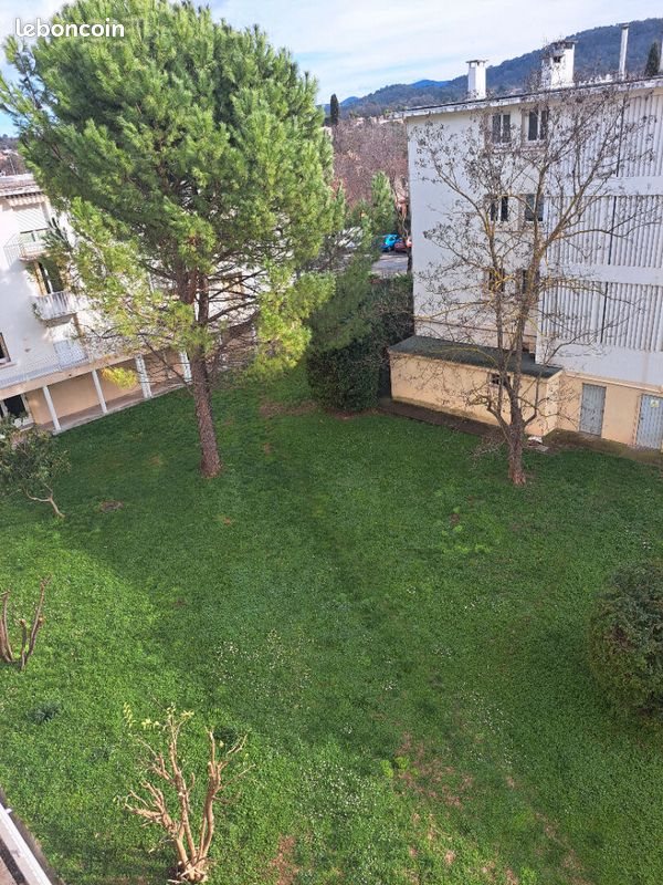 Appartement à louer, 52m², Brignoles