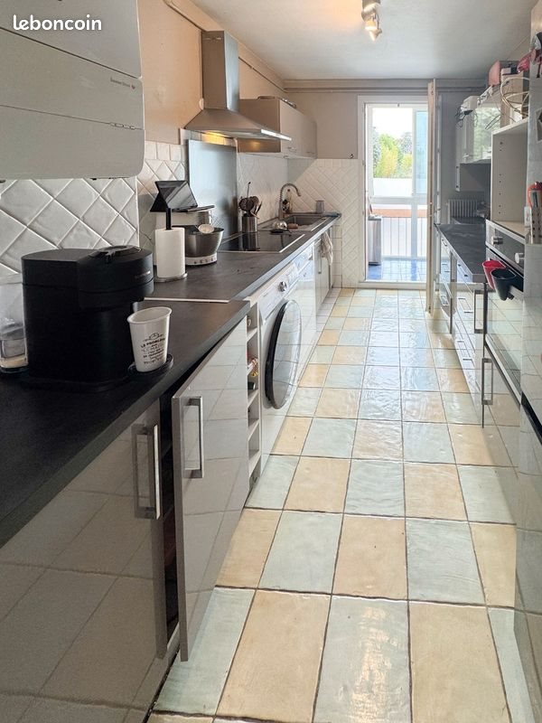 Appartement à louer, 80m², Nîmes