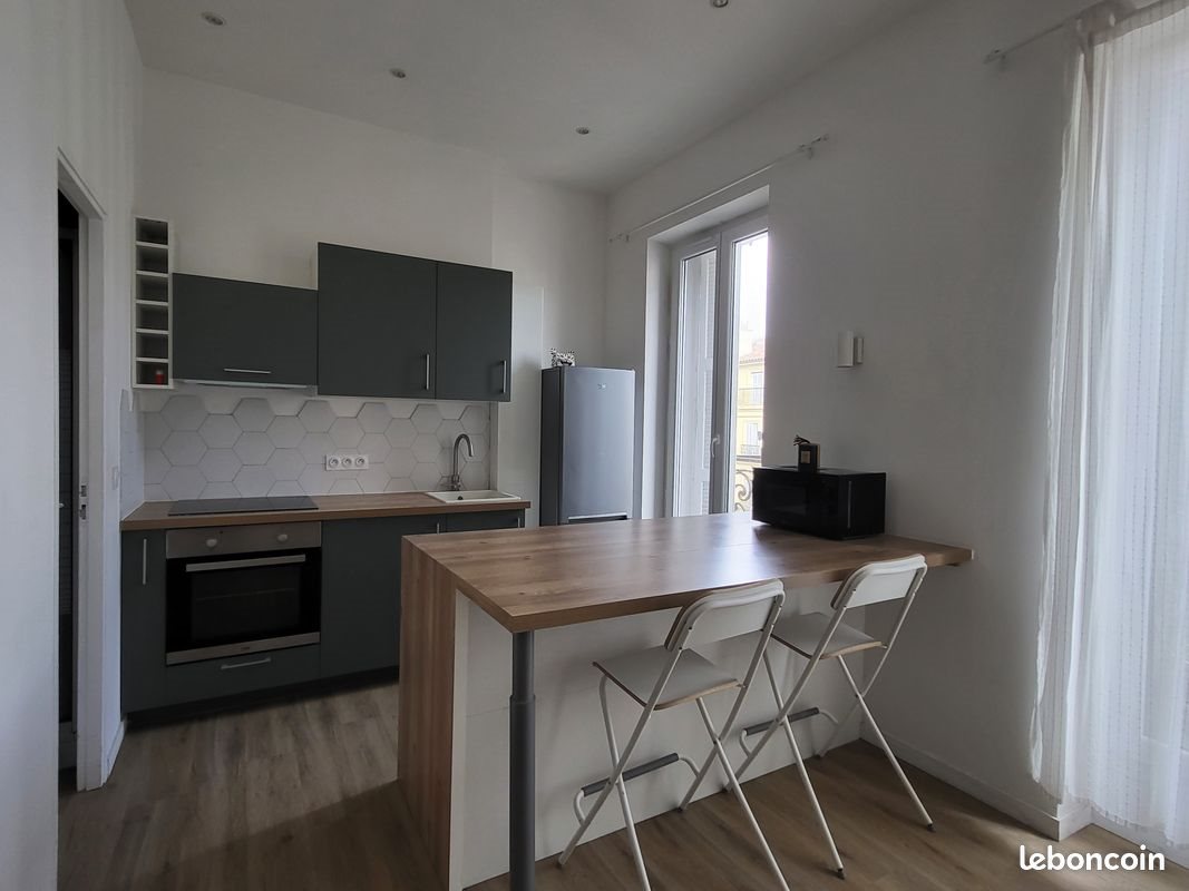 Appartement à louer, 37m², Marseille 2ème