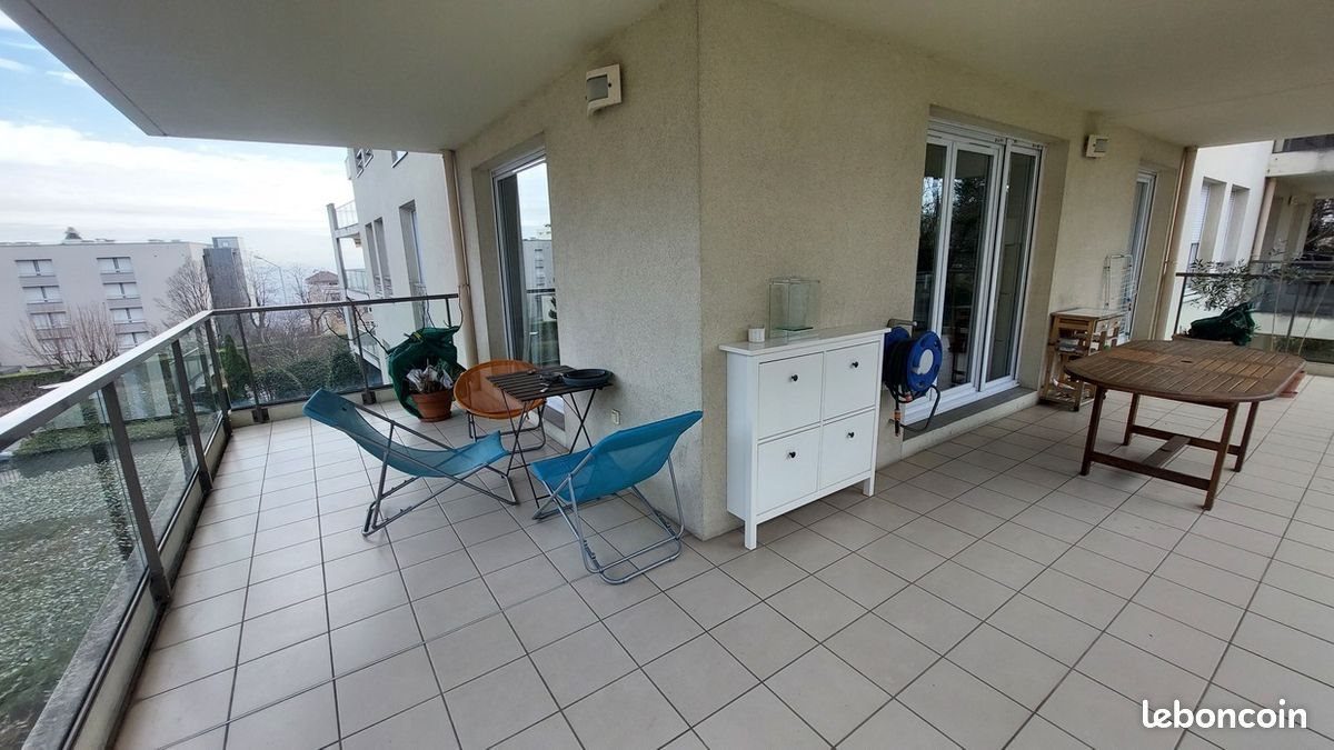 Appartement à louer, 91m², Sainte-Foy-lès-Lyon