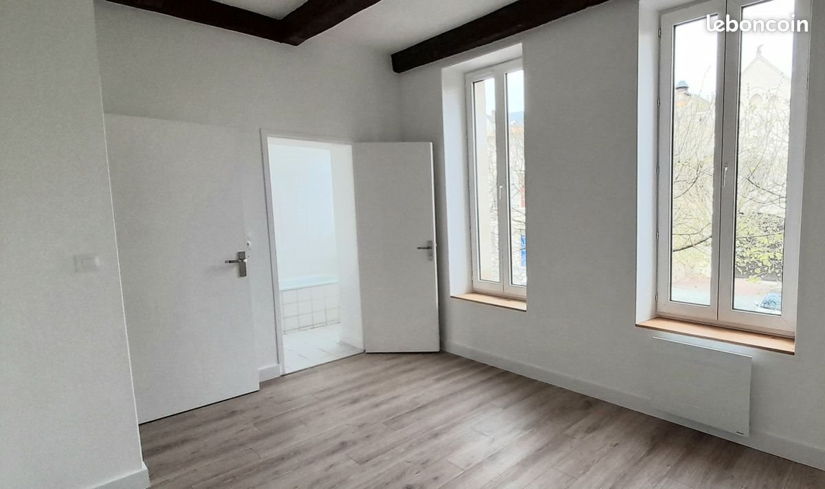 Appartement à louer, 47m², Rochefort