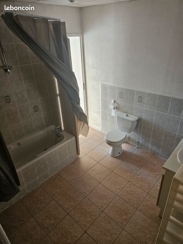 Appartement à louer, 40m², Désandans