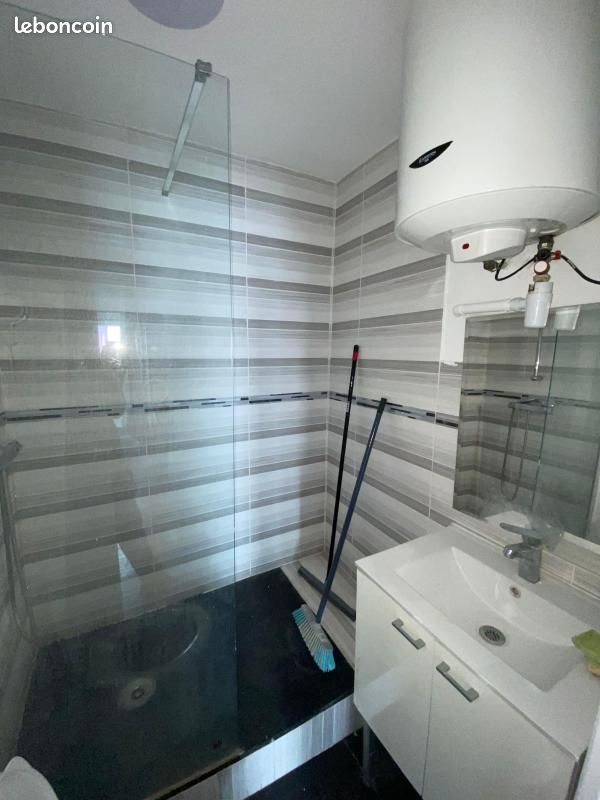 Appartement à louer, 18m², Paris 20ème