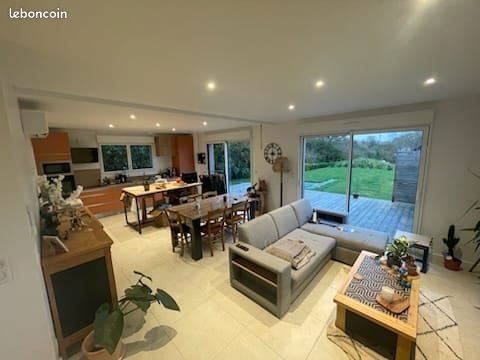 Maison à louer, 120m², Plonéour-Lanvern